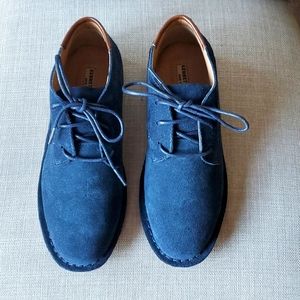 Boys Sz 2 Kenneth Cole Shoes